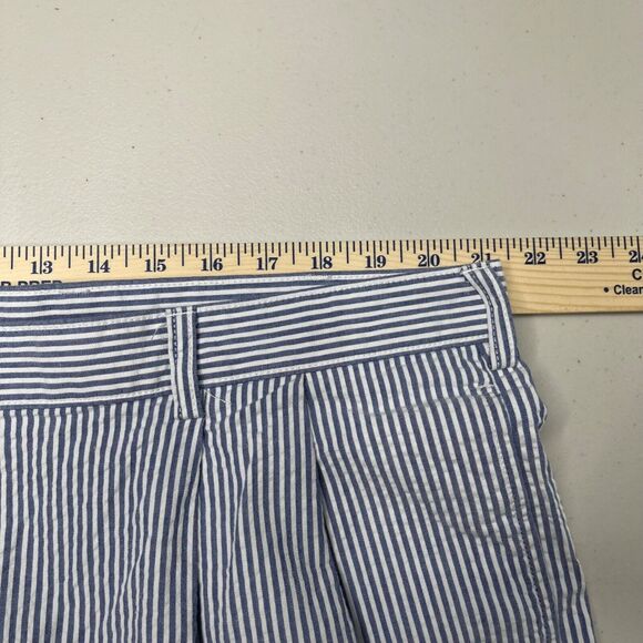 Jos A Bank Shorts Men 42 x 8.5" Inseam Blue Stripe Seersucker Pleated Stays Cool - Picture 4 of 11